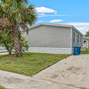 Yulee / 28 x 40 / 3 Bed 2 Bath (1,067 Sq Ft)