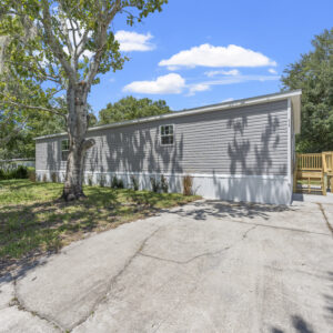 Clover / 28 x 56 / 3 Bed 2 Bath EndLoader (1,493 Sq Ft)